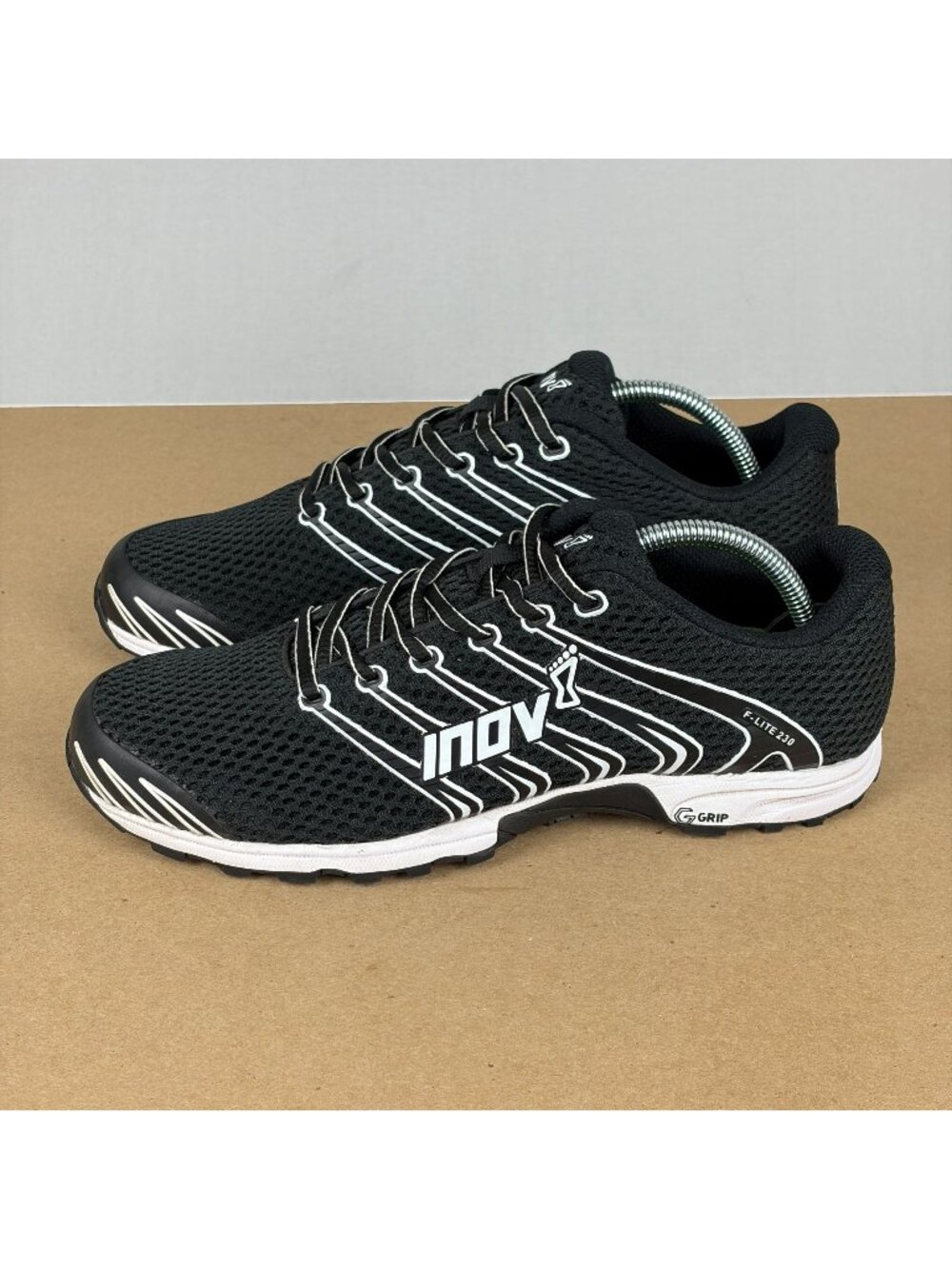 INOV-8 F-LITE 230 V2 Athletic Running Shoes Womens 8 Black White Breathable